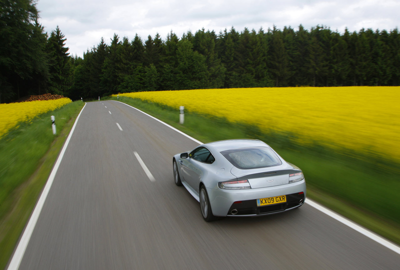Illustration for article titled 2010 Aston Martin V12 Vantage: Driven